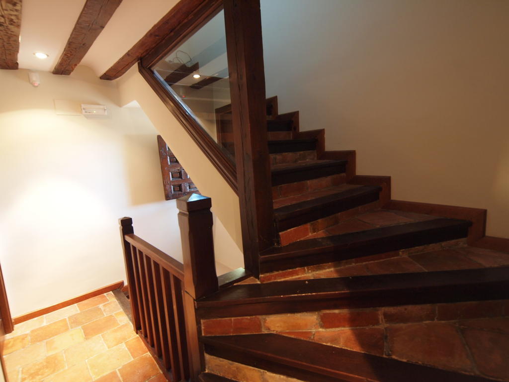 Los Ojos De La Mora Apartamentos Boutique クエンカ エクステリア 写真