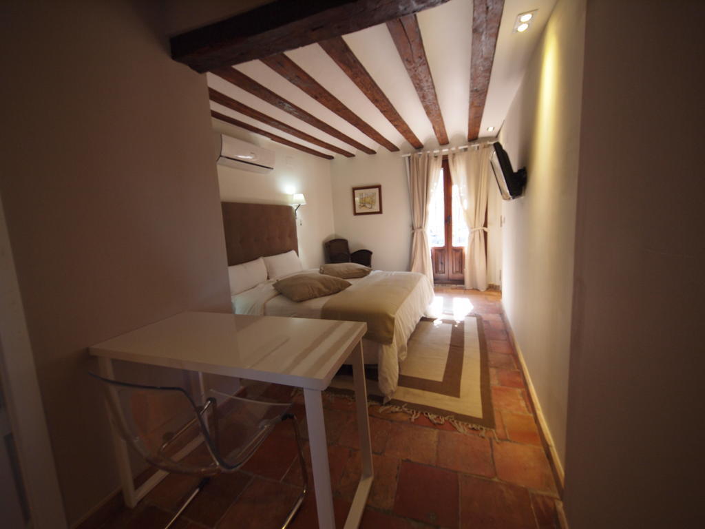 Los Ojos De La Mora Apartamentos Boutique クエンカ エクステリア 写真