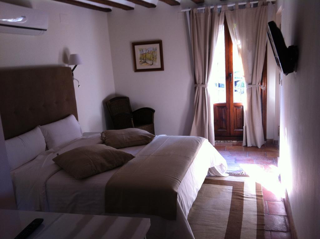 Los Ojos De La Mora Apartamentos Boutique クエンカ エクステリア 写真