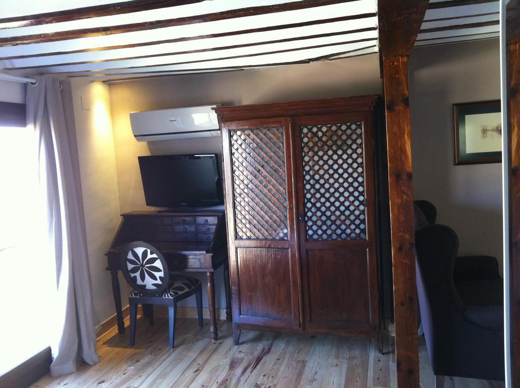 Los Ojos De La Mora Apartamentos Boutique クエンカ エクステリア 写真