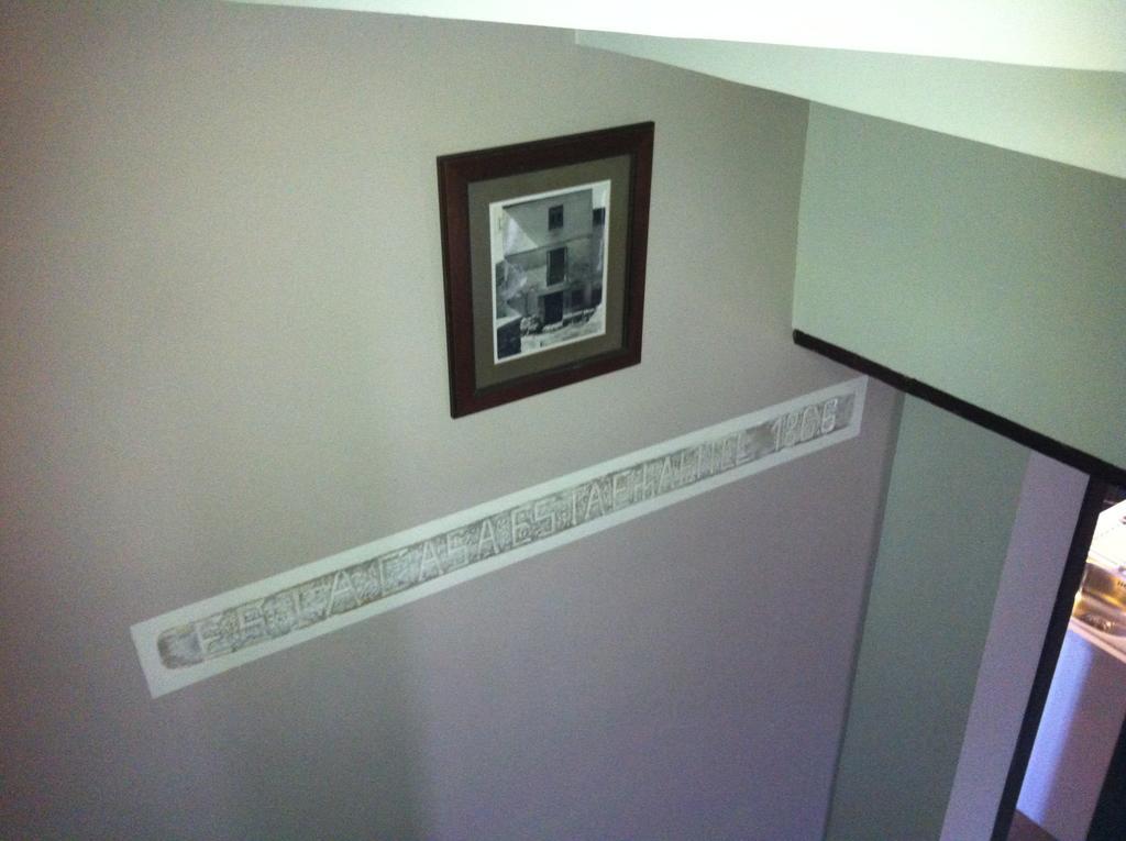 Los Ojos De La Mora Apartamentos Boutique クエンカ エクステリア 写真