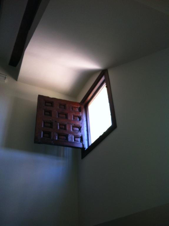 Los Ojos De La Mora Apartamentos Boutique クエンカ エクステリア 写真